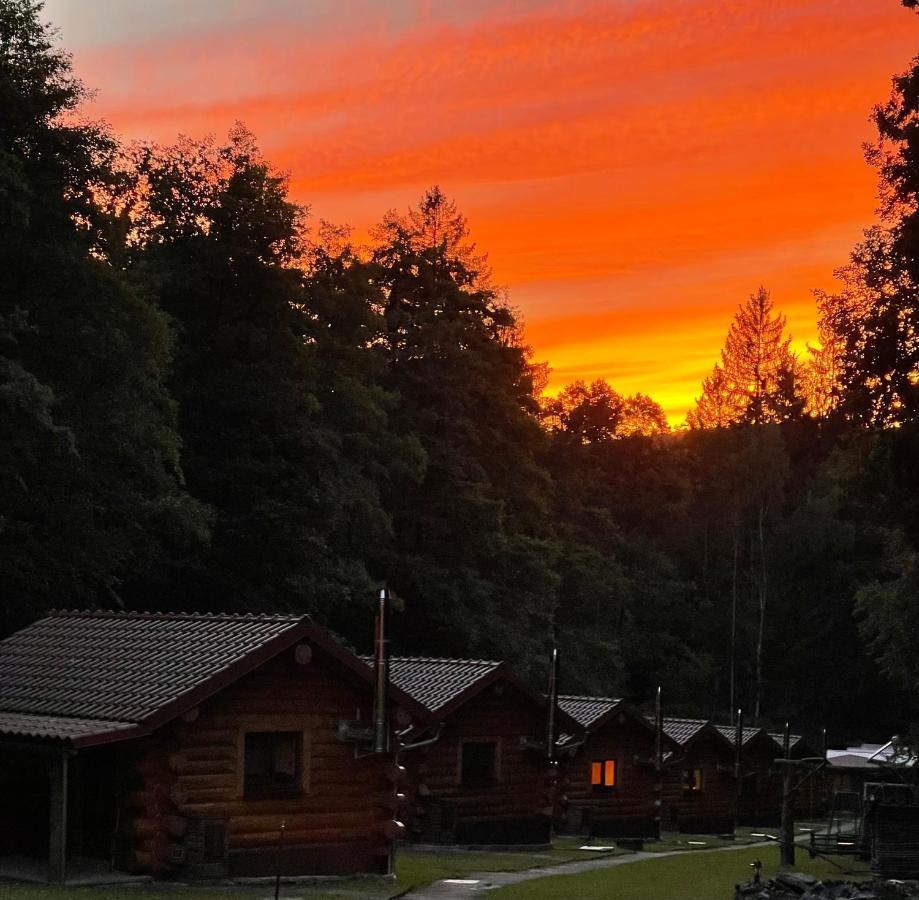 Dum A Dum Zivohost Hotell Eksteriør bilde